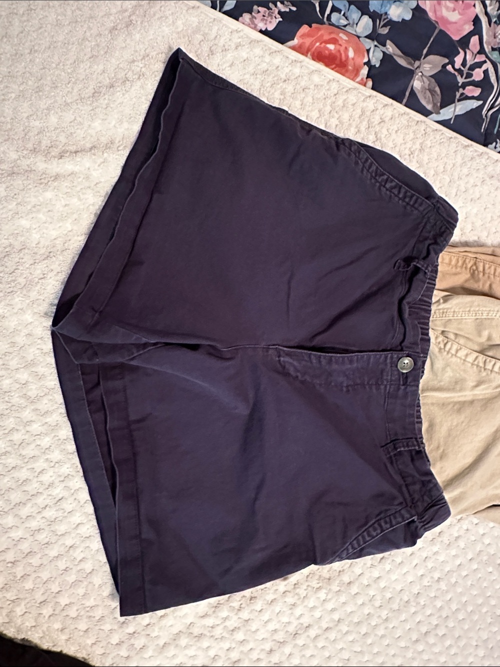 Old Navy elastic back chino shorts five pair bundle.